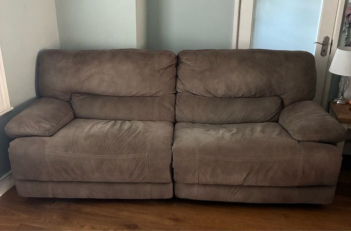 EZ Living Isabelle 3 & 2 Seater Recliner