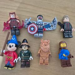 LEGO Minifigures