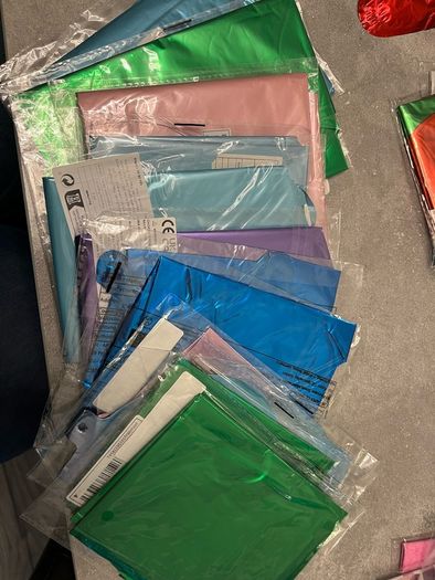 124 Foil Baloons - unused