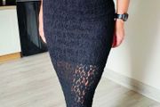 Brand new Black Frill Hem Lace Midi Skirt, NEW LOOK, SIZE 8