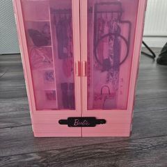 Barbie accessories