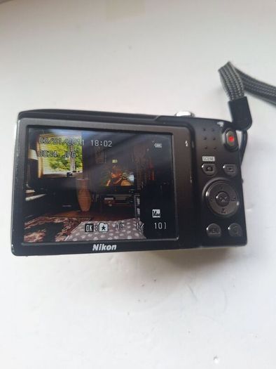 Nikon Coolpix S3100 14 mp digital camera
