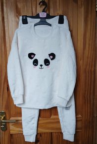 girl's pyjamas