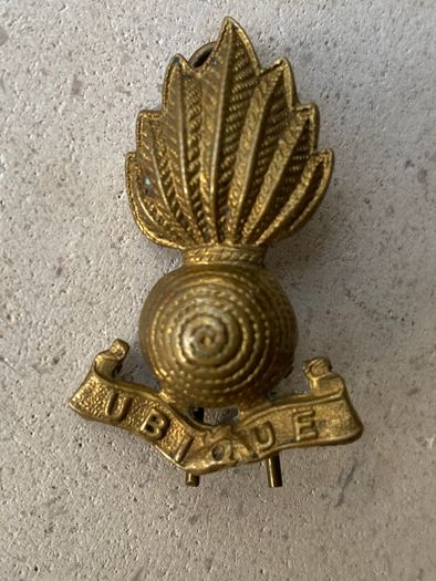 WWII Collar Badge