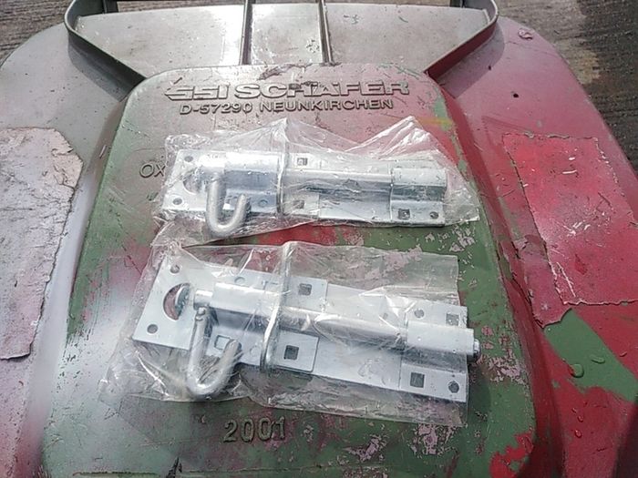 2 brand new gate bolt locks 7 each