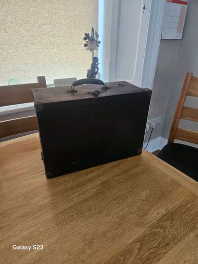 Sewing Machine Case and Base.