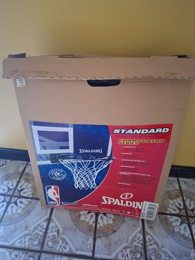 Basketball hoop