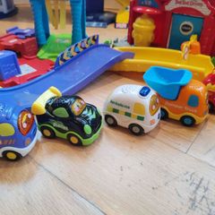 V-Tech Toot Toot cars