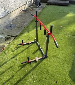 outdoor pull up and dip bar