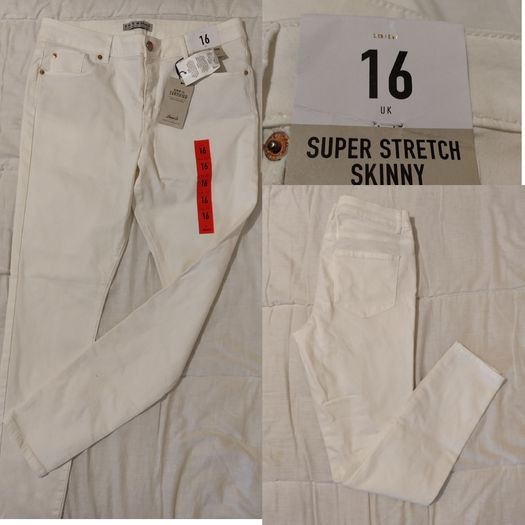 White Super stretch Jeans, New With Tags