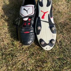 Soccer boots - Puma Esito Size11