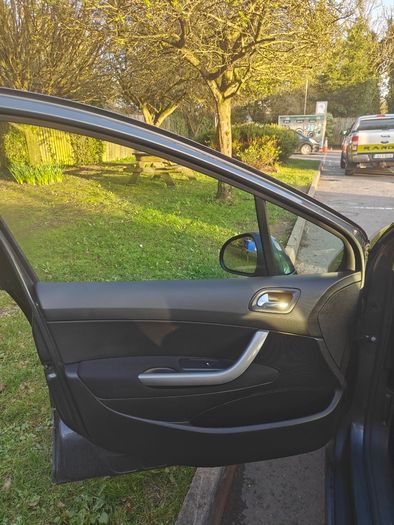2010 Peugeout 308 Millesim 200 with 1.4 VTI petrol 98HP