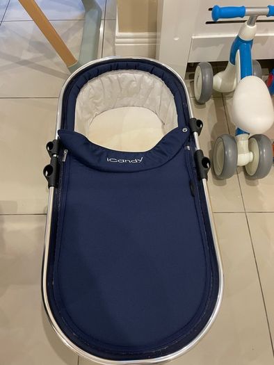 Icandy Twin buggy and baby set