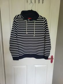 Ladies Sweatshirt