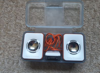 Sony mps-60 speaker with case