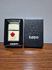 Vintage 2005 Zippo Lighter - Hawaii Hibiscus Ultralite Scrimshaw - October 2005 (J 05)