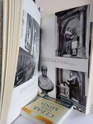 A History of Gonville and Caius College by Christopher Brooke (LP133))