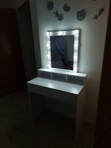 Dressing Table with Mirror and Bulbs FREE DELIVERY NATIONWIDE