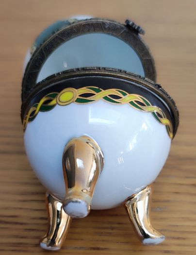 Vintage Porcelain Egg Hinged Trinket Box 3 Gold Legs Floral