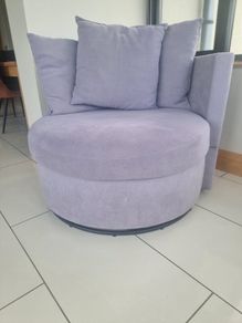 Swivel chair