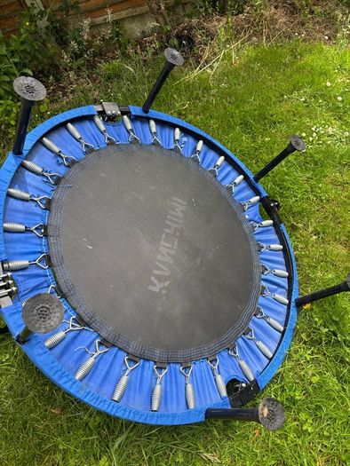 Trampoline