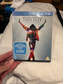 Michael Jackson : This Is It : Live 2009. New/Sealed. With 24 Page Booklet.