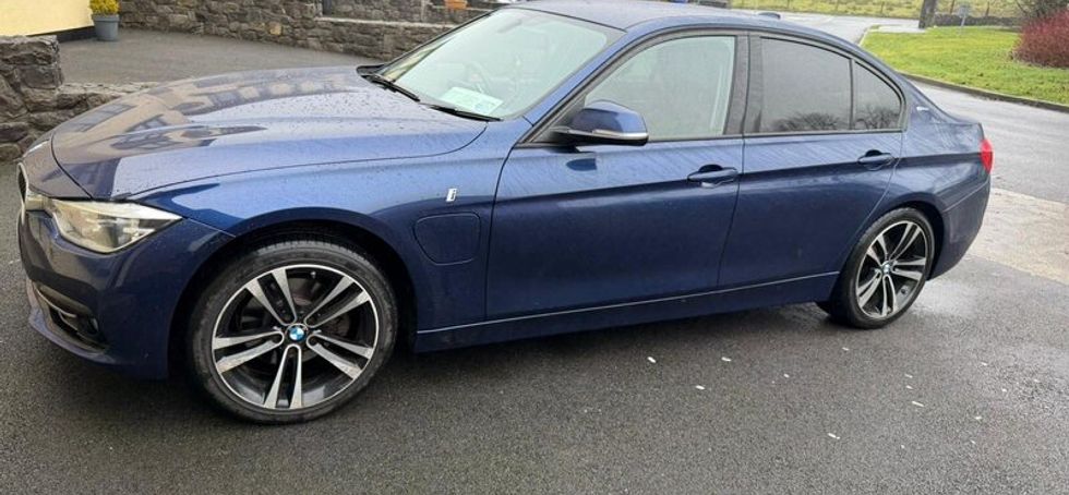 BMW 330e series 3 Sport
