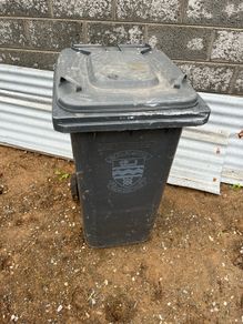 wheelie bin