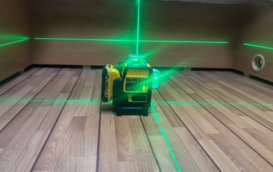 dewalt 360 green line lazer