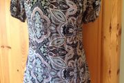 Size 8 Patterned Top