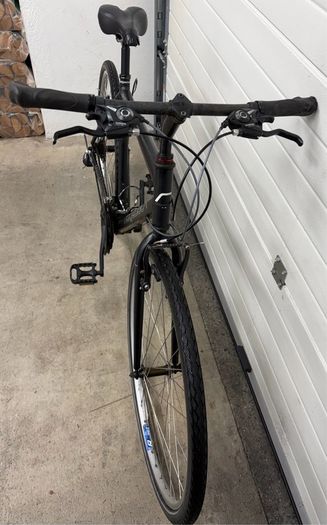 Ridgeback hybrid bike