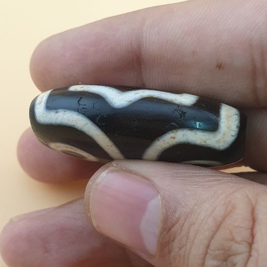 Vintage 3 Eyes Himalayan Tibetan Agate Dzi Bead Amulet