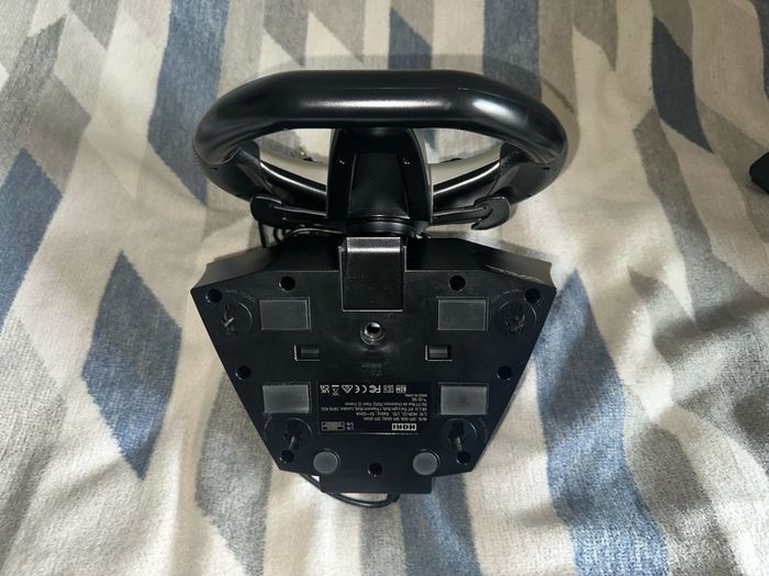 HORI Racing Wheel Apex for PS5, PS4 and PC - Very Good Con.