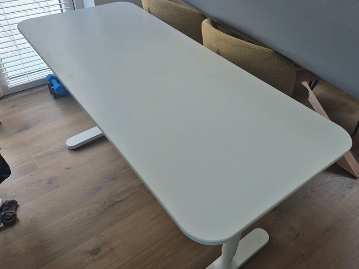 Ikea Bekant Desk
