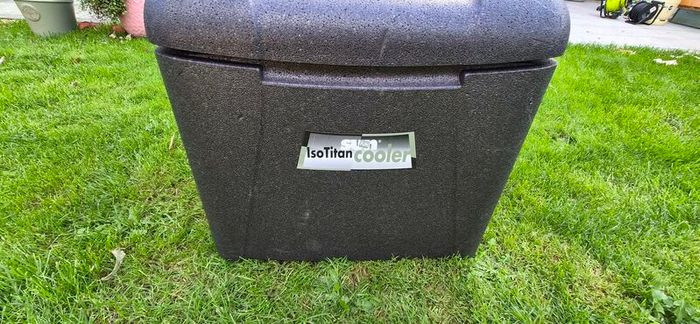 Cooler box