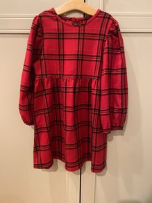Red and black tartan dress perfect for Christmas 5-6 years
