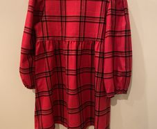 Red and black tartan dress perfect for Christmas 5-6 years