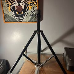 tripod stand