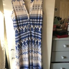Ladies stunning dress worn once like new size 10