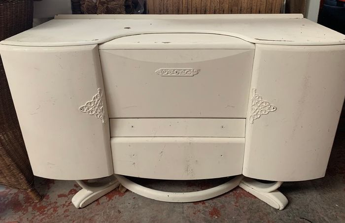 Beautiful 1950s Cocktail Cabinet