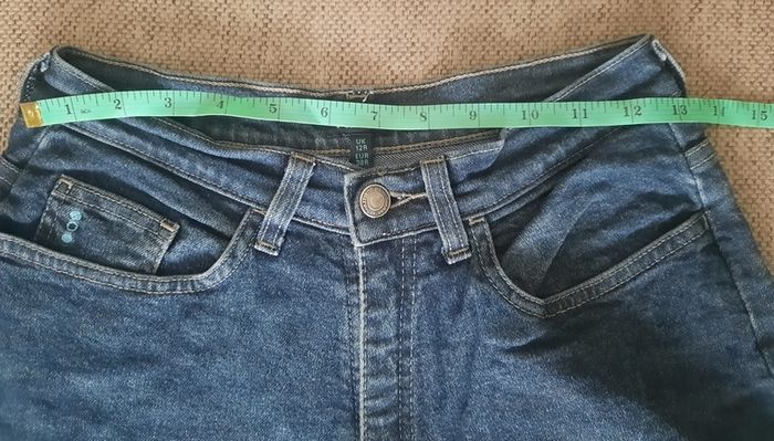 Oasis denim jeans 28 waist and 29 leg in very good condition with no issues UK size 12 see last two photos for exact measurements FREE STANDARD POSTAGE INCLUDED