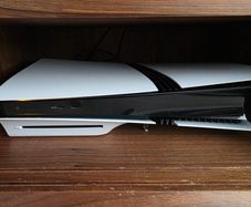PS5 Pro. With Disk Drive. 4 weeks old. Warranty. Boxed
