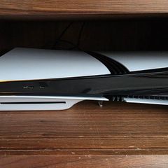PS5 Pro. With Disk Drive. 4 weeks old. Warranty. Boxed