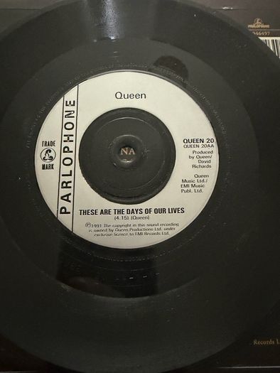 Queen Bohemian Rhapsody and These Are The Days Of Our Lives 1991 Original 7 inch Vinyl