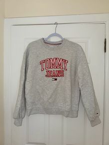Tommy Jeans Logo Sweatshirt in Grey Marl - size XS