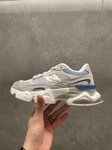New Balance 9060 womens trainers UK3.5  EU36 Brand new