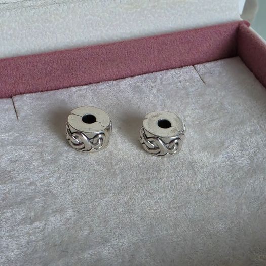 Pandora hearts charm clips perfect condition fully hallmarked