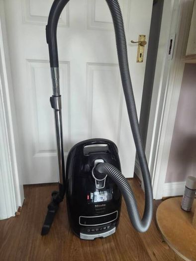 Miele c3 vacuum cleaner