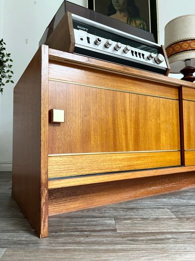 Vintage Retro Mid Century Teak Scandinavian Sideboard/Record Cabinet/TV Unit