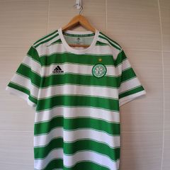 Celtic Jersey. Official Adidas Mens Home Jersey.  No Sponsors Logo Version. Collect In Dublin Or Receive Via Post.